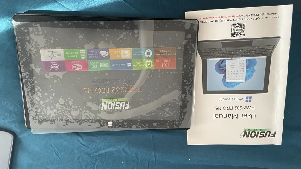 Tablet PC con pantalla táctil Windows 11 FWIN 232 Pro S3 de 10" de Fusion5 Foto 2 de 4