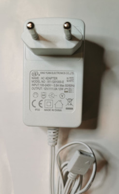 XING Yuan LED Treiber XY-1201000-E  Driver 12VDC - 1000mA Netzadapter A33