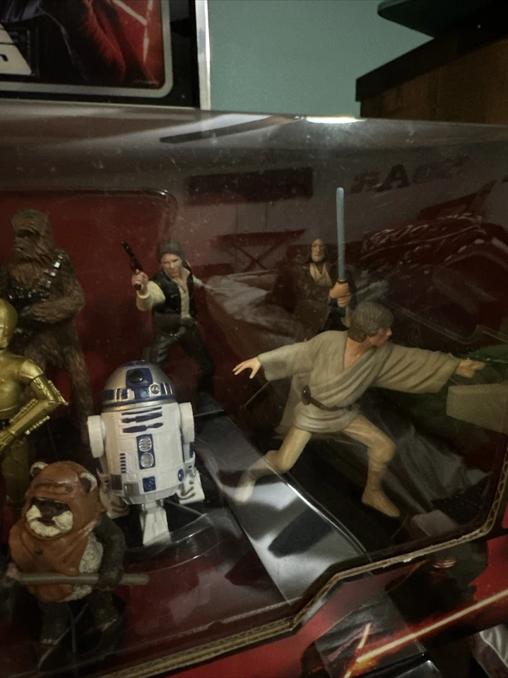*Juego de mega figuras Disney Star Wars - AGOTADO - ¡con Leia esclava prohibida! COMO NUEVO* Foto 4 de 4