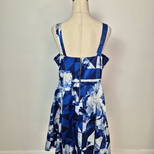 Veronika Maine Dress Womens Size 14 Blue White Stretch Knee Length Flare AU Made - Picture 3 of 9
