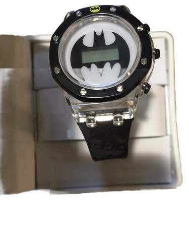 Dc Comics Batman Watch W Case Dial Flashes And Changes Colors Needs Battery - Picture 8 of 8