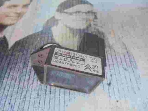 Airbagsensor Airbagsteuergerät Citroen C4 Peugeot 307 (AD) 9646768980 604288200