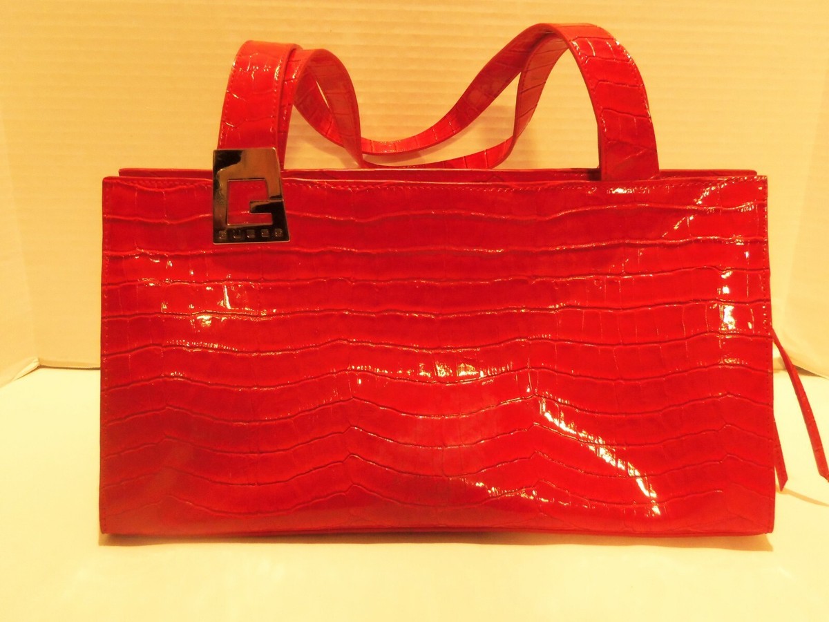 GUESS RED VINYL ALLIGATOR PATTERN ZIPPER HANDBAG- METAL LOGO 13 X  7-VINTAGE-RARE