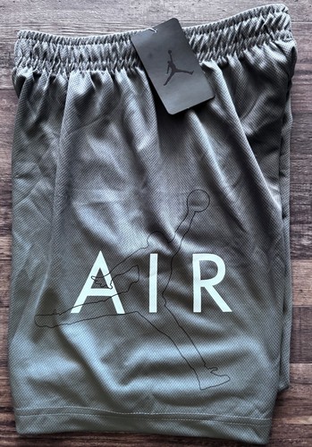 NWT Nike Jordan Boys YMD Gray/Black/White FLIGHT Shorts Set Medium - Picture 4 of 4