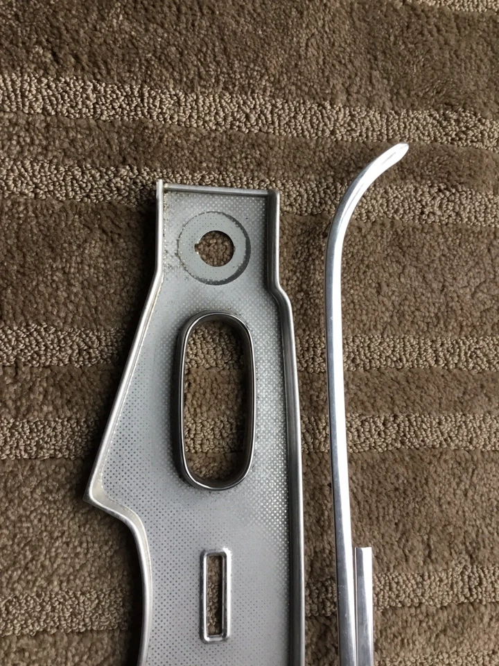 Chevrolet Biscayne 1958 tamaño completo aluminio tablero moldura original automóviles Foto 2 de 4