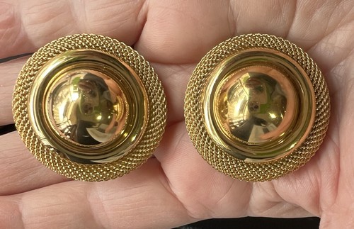 Vintage Givenchy Couture 1980’s Gold Plated Jumbo Clip On Earrings 1.75” - Bild 1 von 11