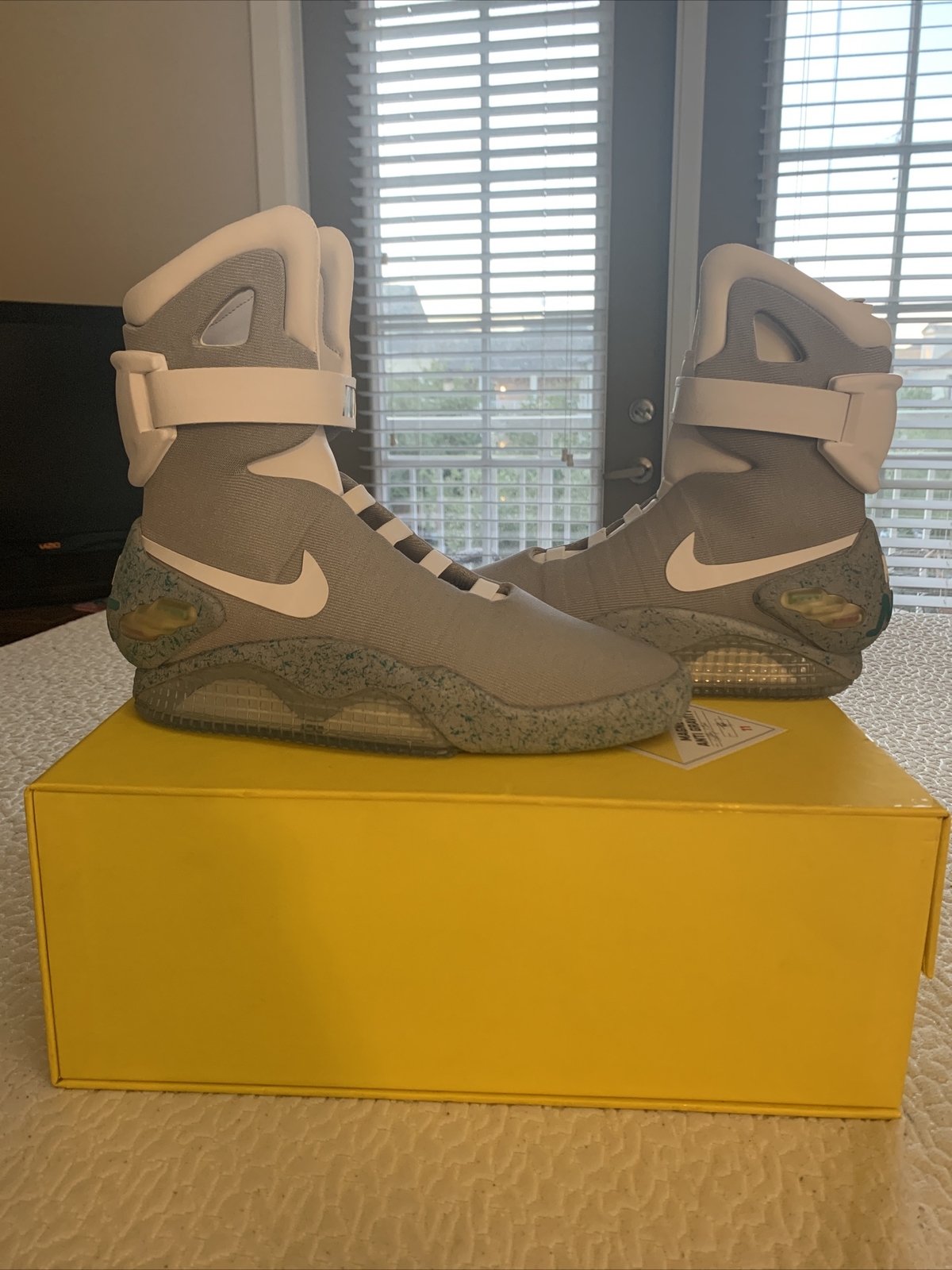 Size 11 - Nike MAG Back To The Future 