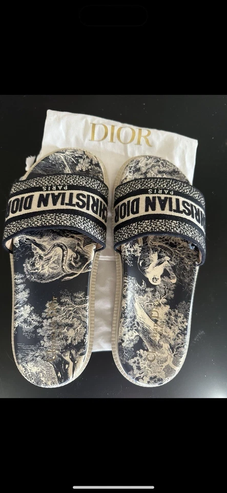 Diapositivas Christian Dior Foto 3 de 4