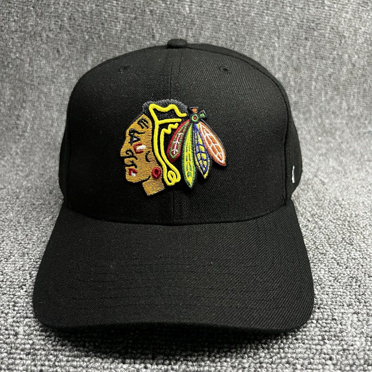 New '47 Brand Chicago Blackhawks NHL Black Snapback Adjustable Hat Cap OSFA