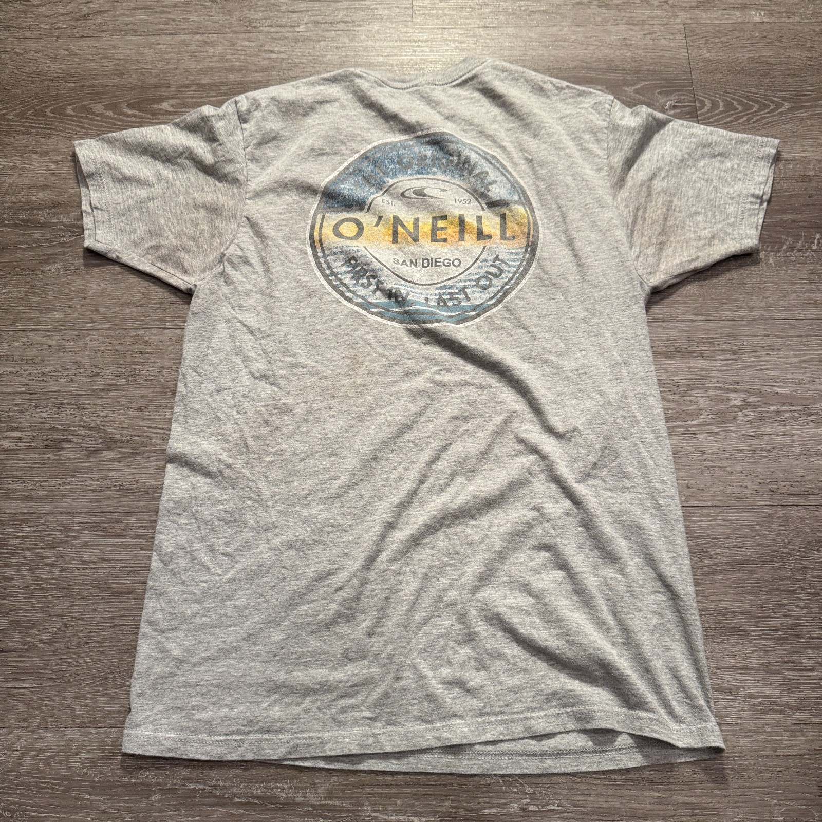 ONeill Shirt Mens Medium Gray Short Sleeve Graphic Tee Modern Fit Surf Skate