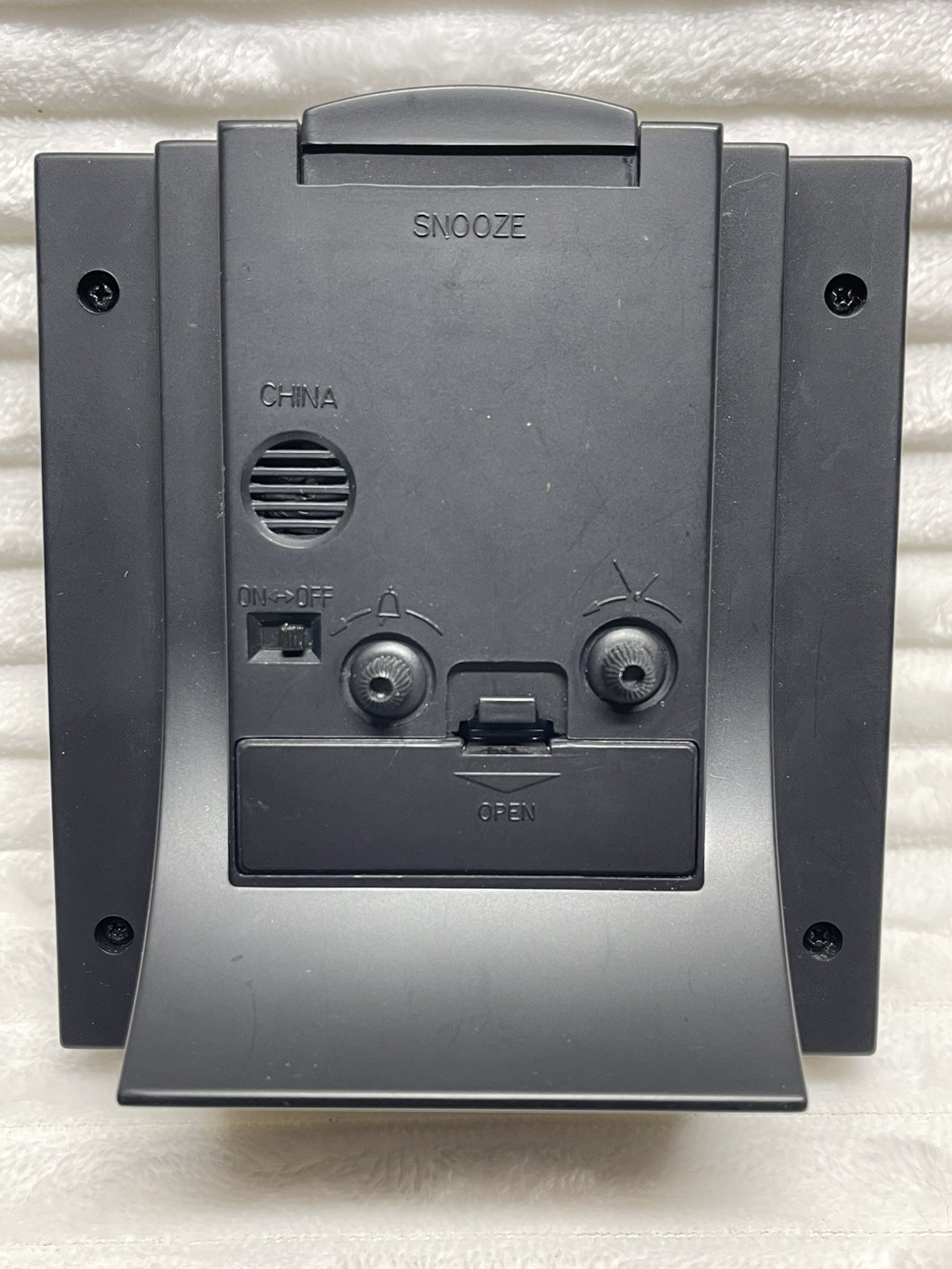 Vintage Timex Easy Reader Black Quartz Alarm Clock W/Snooze Working Desk Clock