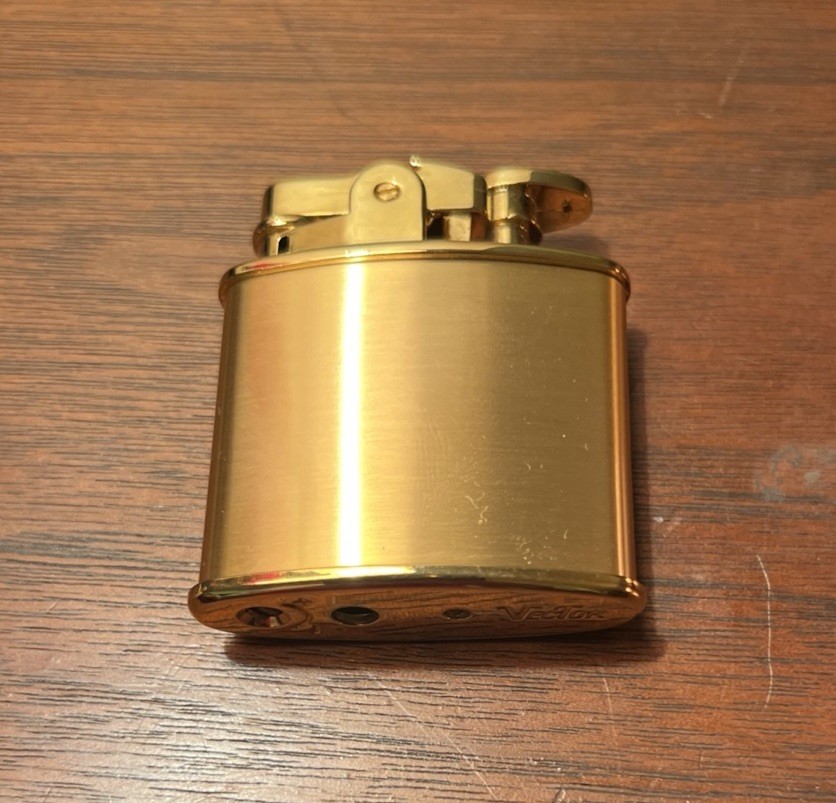 VERY RARE Unused Vintage VECTOR Gold-Toned Butane Lighter
