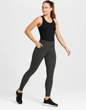 C9 Champion Workout Leggings Size Medium Yoga Pants Side Pockets Textured Gray