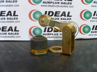 Allen Bradley 802MKY5 Vertical Roller Limit Switch-New No Box