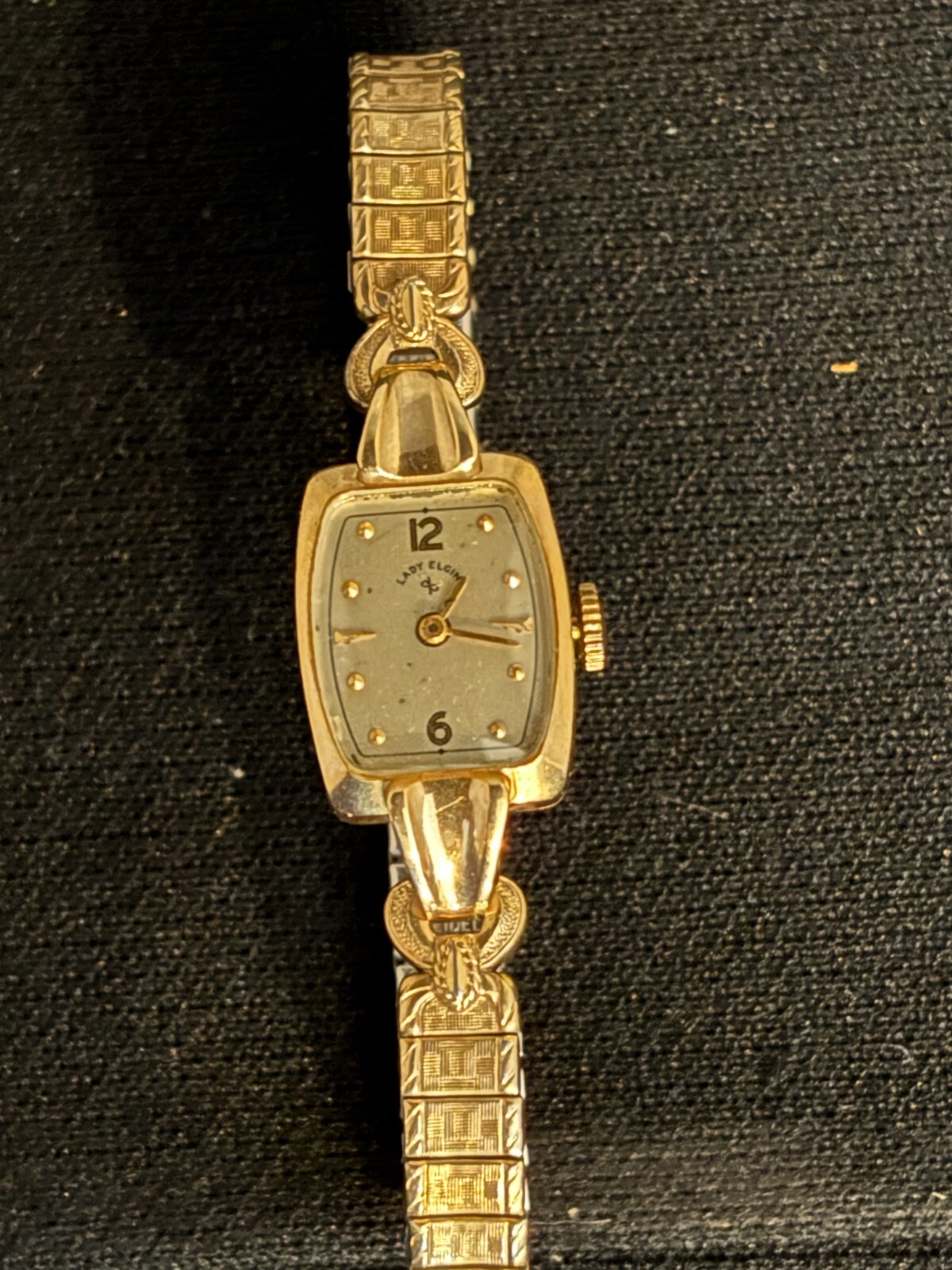 Picture 2 of 4
