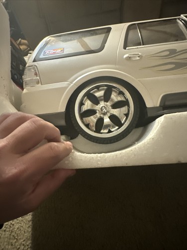 Lincoln Navigator FastLane Rc escala 1/6 (caja áspera) nunca fuera de espuma de poliestireno - Imagen 8 de 16