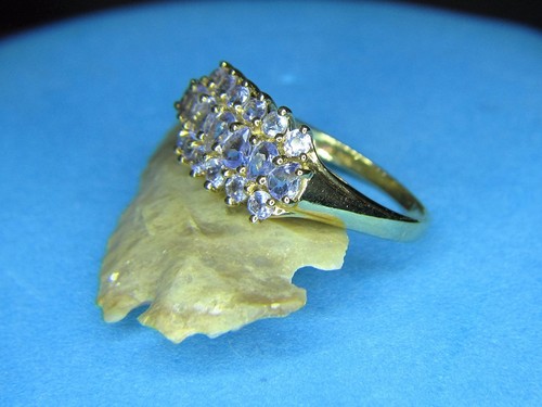 Beautiful Tanzanite Ring 14K Solid Yellow Gold Genuine Tanzanite Sz 8.25 Beauty - Picture 4 of 12