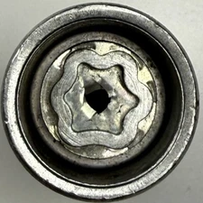 Genuine MCGARD Wheel Lock Key 046136 PATTERN MUST MATCH - PLEASE READ DETAILS