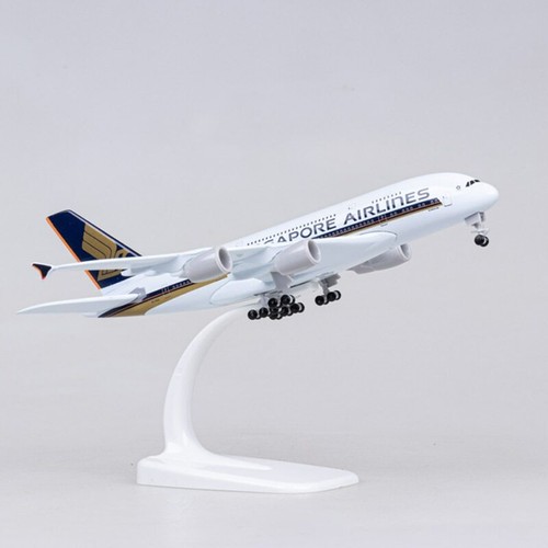 1/200 A380 Singapore Airlines aereo pressofuso lega di metallo modello aereo 20 cm - Foto 4 di 12