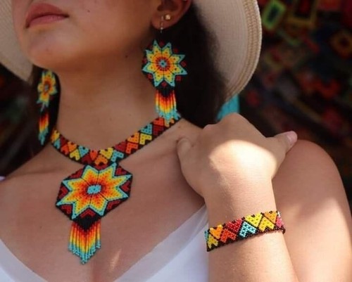 Handmade Necklace Woman American Style Native Boho Seed Bead Beautiful Necklace - Picture 3 of 8