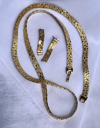 Vintage Goldtone 1980s Nugget Look Herringbone Necklace Matching Drop Earrings - Picture 6 of 7