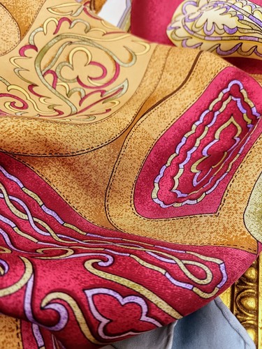 HERMES FOULARD FESTIVAL HERNY D’ORIGNY 1992 Seta Azzurro Rosa Cammello - Imagen 14 de 16