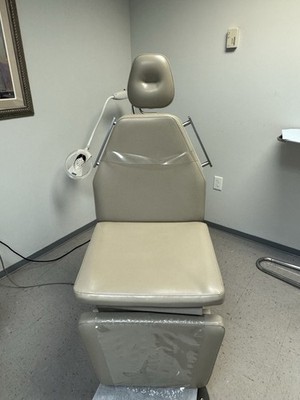 MTI 429 quad motor power medical Examination chairs/tables  22 '' wide