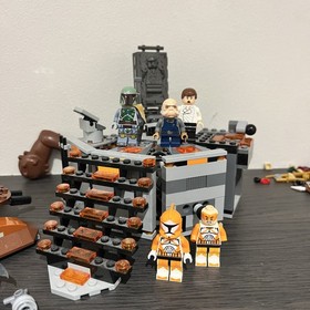 LEGO Star Wars Lot: Geonosian Cannon (9491) & Carbon-Freezing Chamber (75137)