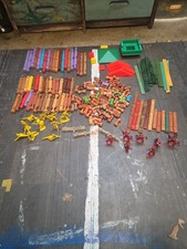 VINTAGE Lincoln Logs Cowboys And Indians Play Set. HUGE Lot