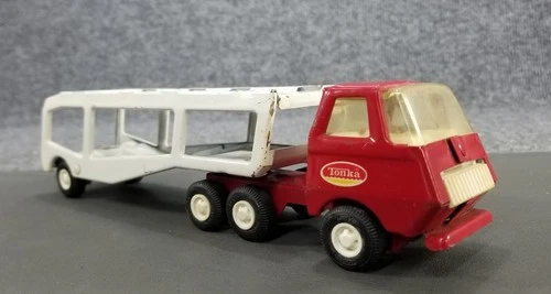 Tonka Small Car Carrier Semi Truck 9" Long Pressed Steel Made in USA