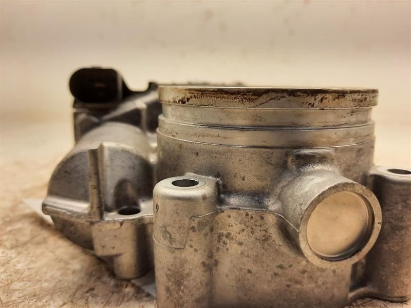 Maserati Ghibli 2016 Front Throttle body