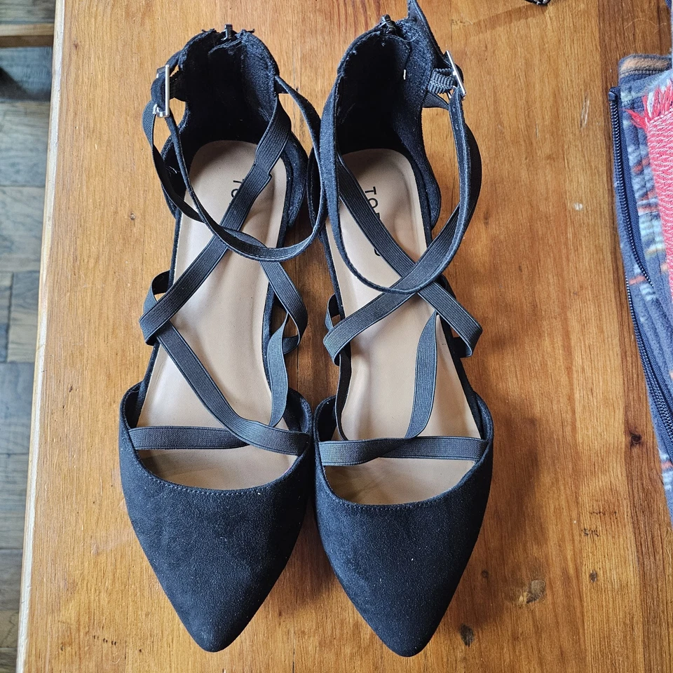 Torrid Flats Women’s 11WW Black Ankle Strappy Zipper Closure Faux Suede Shoes - Image 3 of 4