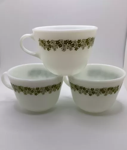 Vintage Pyrex Corelle Spring Blossom Crazy Daisy Coffee Tea Cup Mug set of 3