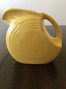 RETIRED-Fiesta-Ware-Yellow-Post-86-Small-6-JUICE-DISC-Pitcher