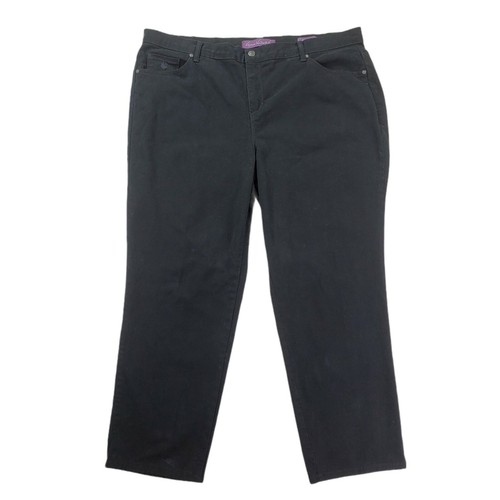 Gloria Vanderbilt Amanda Straight Jeans 