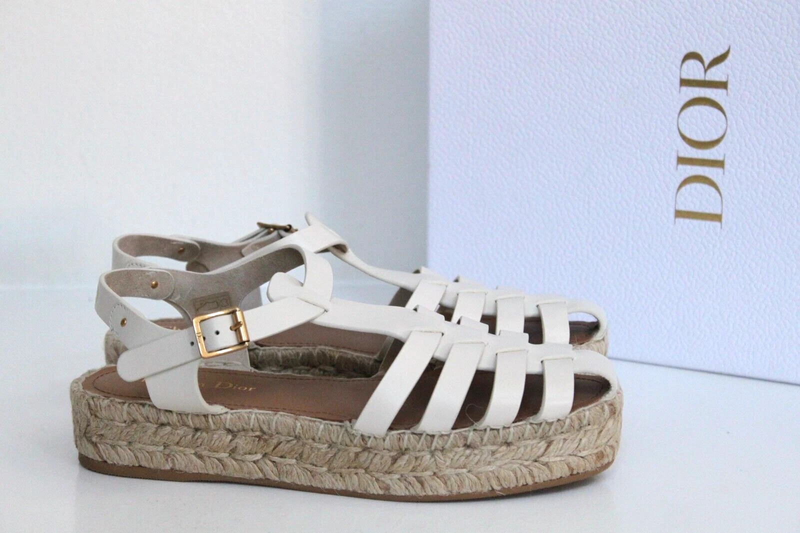 Sandales plates 7,5 / 38 Christian Dior cuir blanc marine espadrille cheville