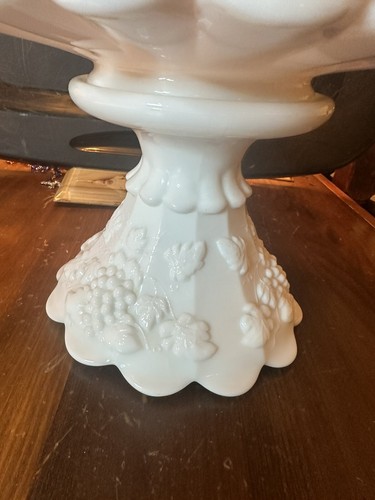 Best Large Westmoreland Milk Glass Paneled Grape 3 Piece Epergne - Picture 2 of 15