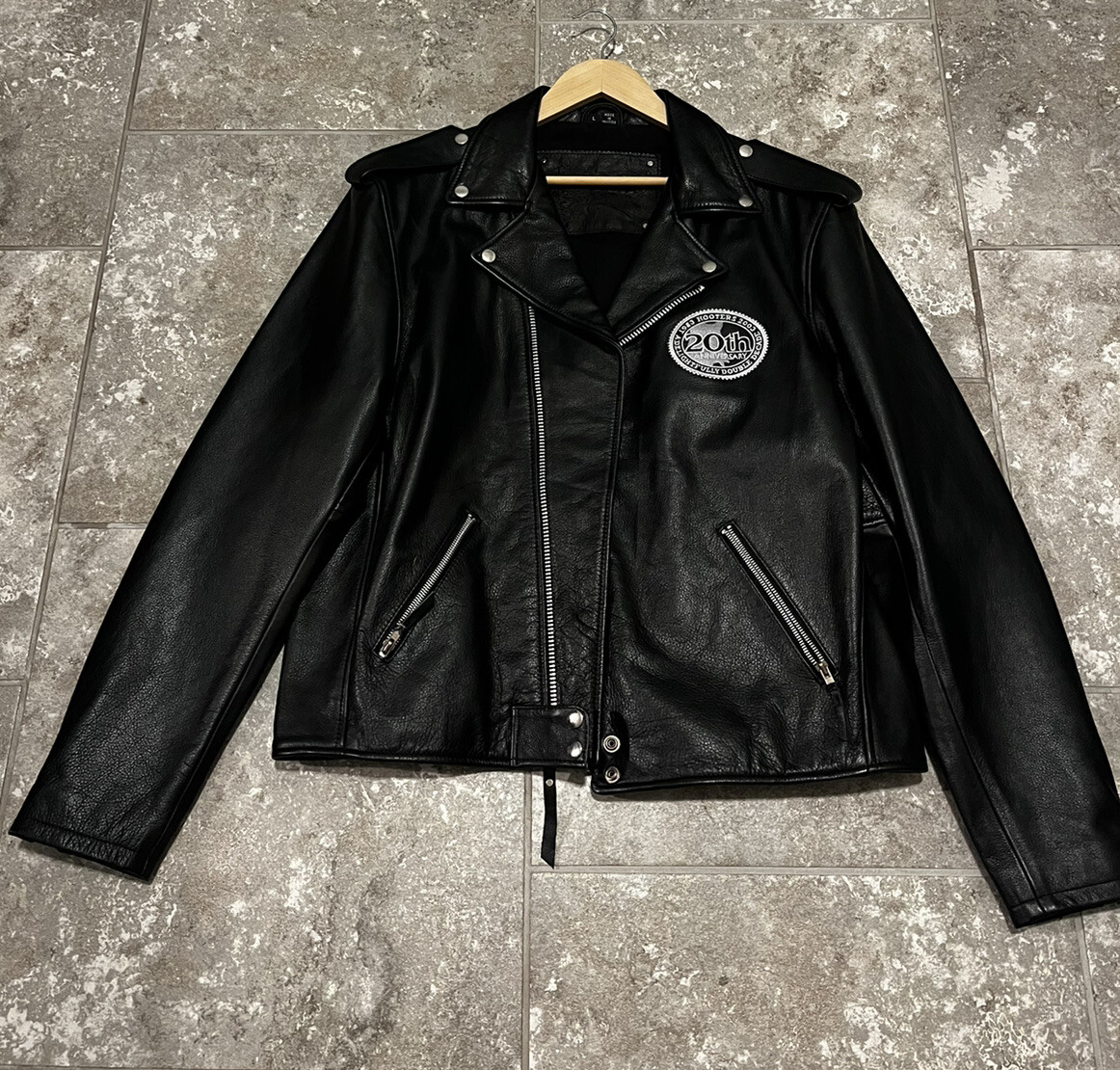 Hooters 20th anniversary leather jacket | eBay