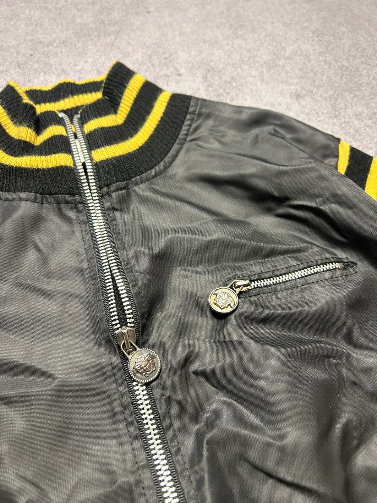 Picture 3 of 11