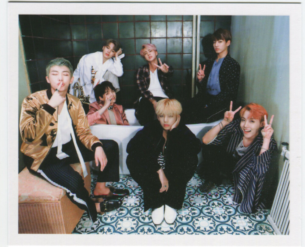BTS - WINGS 2nd Album EXCLUSIVE OFFICIAL POLAROID PHOTOCARD