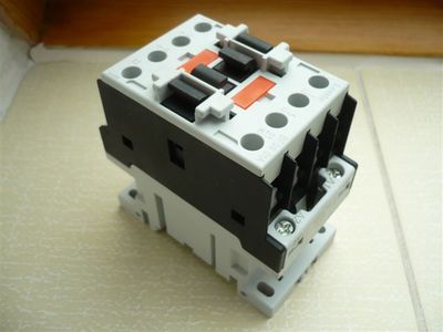 Schaltschütz Luftschütz Leistungsschütz Contactor Ravaglioli KPN KPX 305 336 337