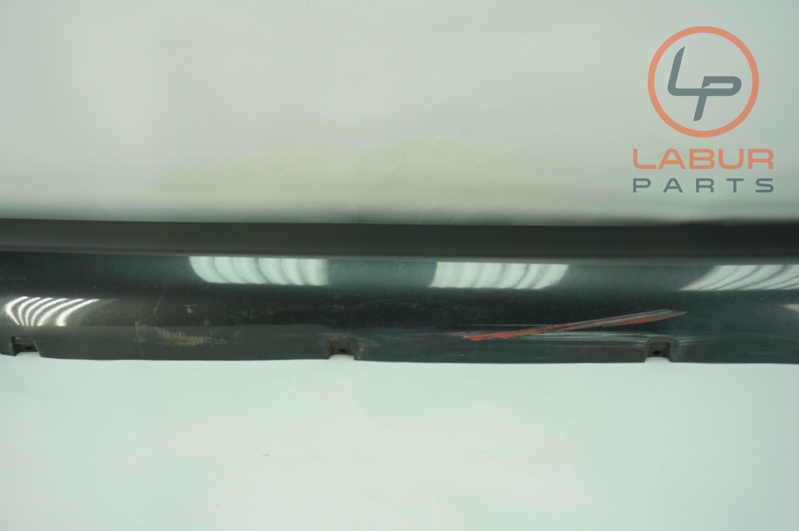 M139 09-13 Maserati Quattroporte Right Passenger Side Skirt Rocker Panel SS385