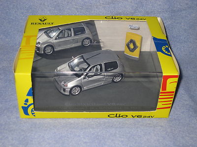 Miniature Universal Hobbies Renault Clio Sport V6 1/43 - Réf DV6589