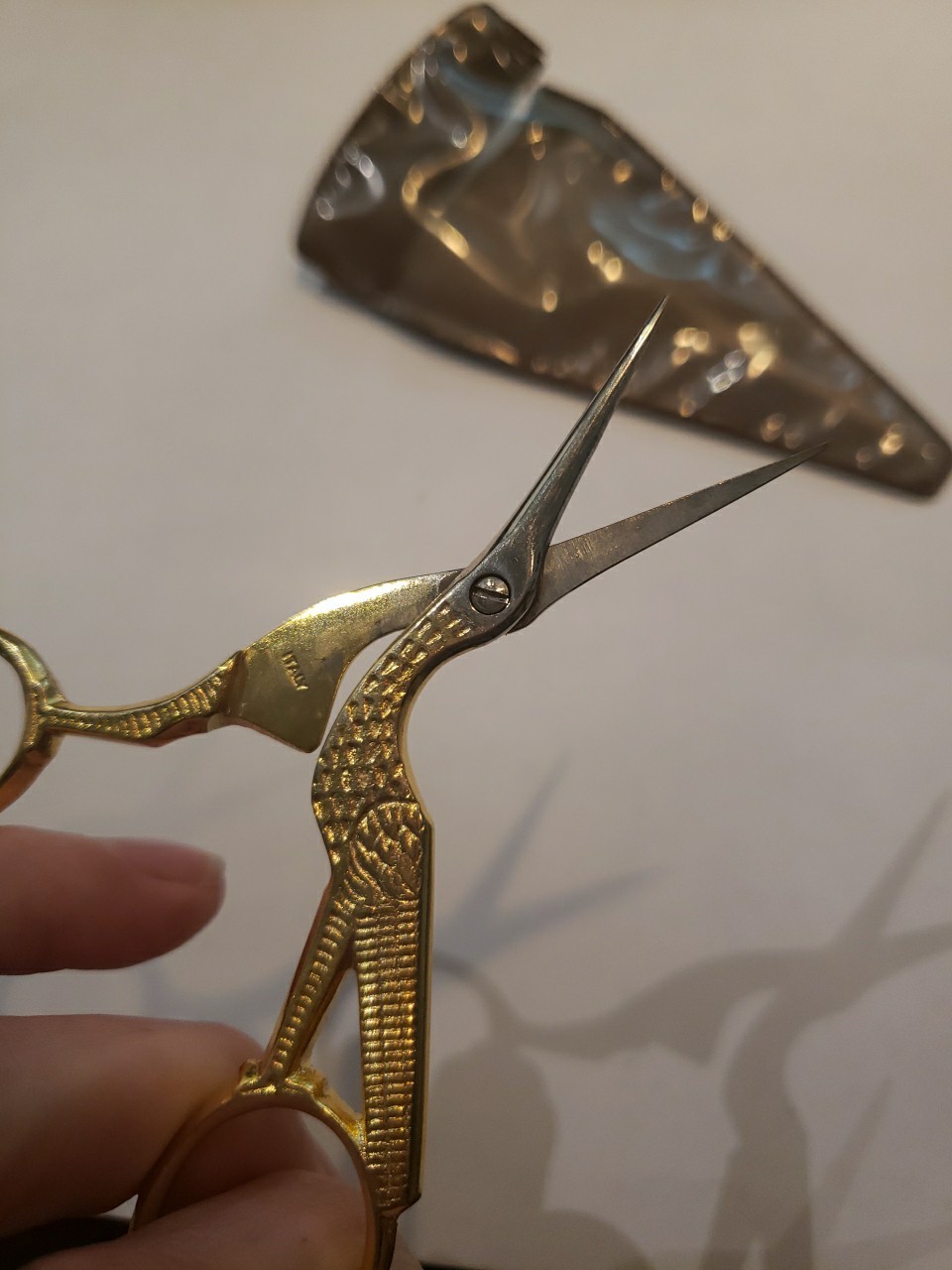 Embroidery Scissors Stork Birk Gold tone finish marked Italy vtg in plastic case