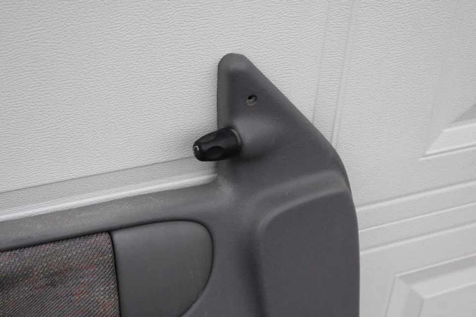 98-01 Dodge Ram - Quad Cab Interior Front Driver Door Panel OEM LH - Imagem 4 de 4