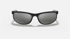 Ray-Ban RB2027 Predator 2 601/W1 62mm Black Polarized Grey Mirror Sunglasses
