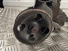 Pompe direction assistée Hyundai TRAJET