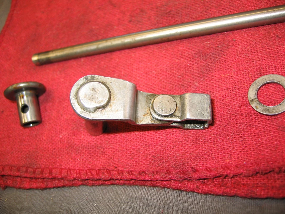 87 88 89 90 91-97 1991 HONDA CR125 OEM CLUTCH LIFTER PIECE & ROD & RELEASE LEVER Foto 4 de 4