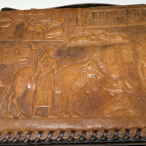 Vintage Embossed Handmade Leather Purse Egyptian Theme - Picture 3 of 15