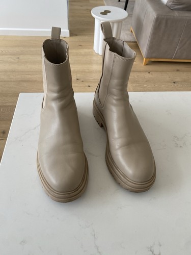 Wittner Abigail Beige Leather Ankle Boot Size 8 / 39